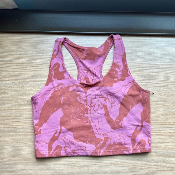 Pact Tops - NWOT pact organic cotton crop